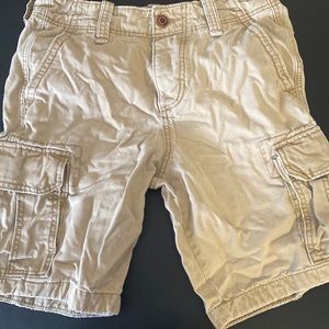 Hollister Cargo shorts mens. Size 30 waist. Tan color.